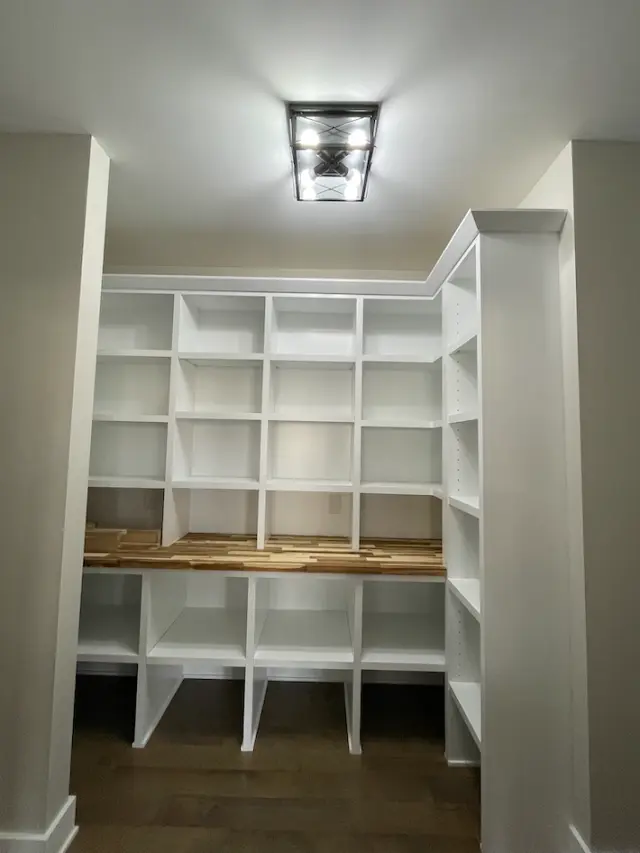 Built-Ins by Paragon Custom Builders, photograph 2