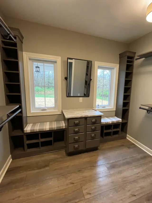 Built-Ins by Paragon Custom Builders, photograph 7