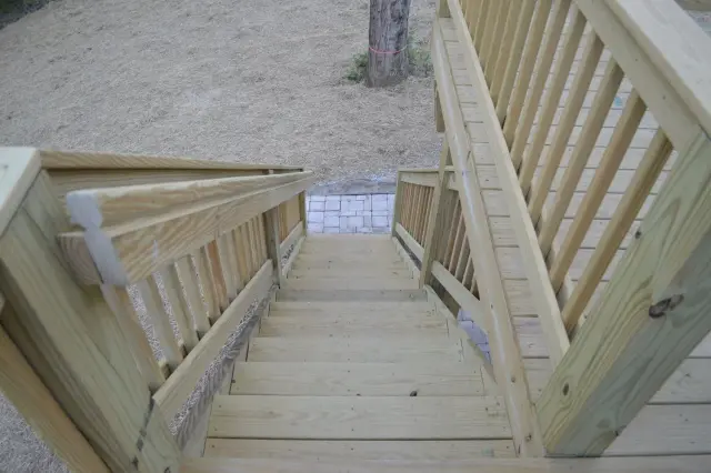 Decks & Porches by Paragon Custom Builders, photograph 3