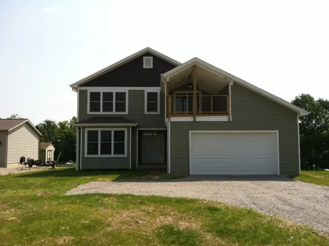 Exteriors by Paragon Custom Builders, photograph 16