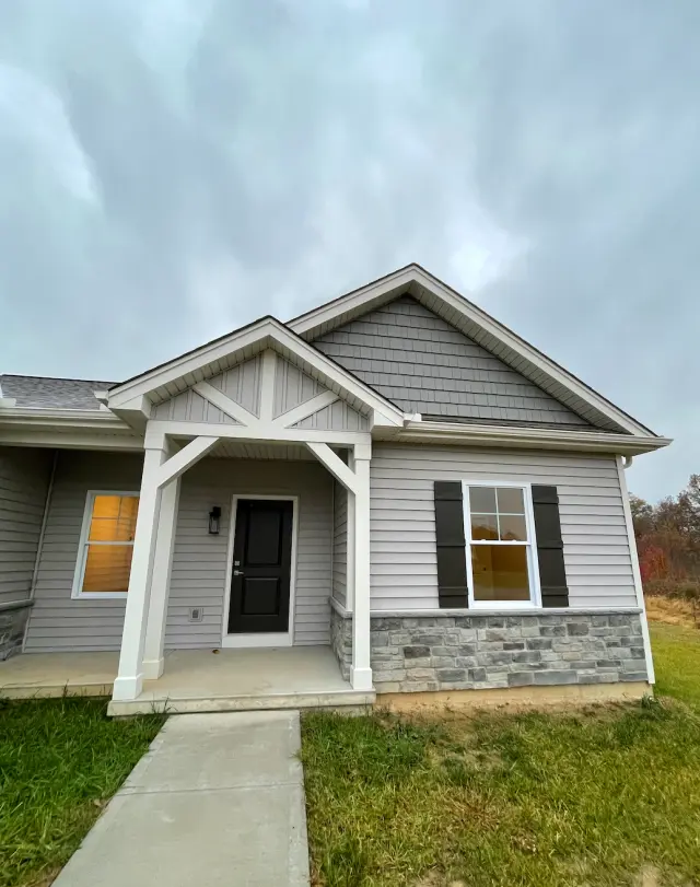 Exteriors by Paragon Custom Builders, photograph 21