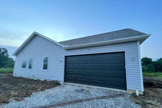 Exteriors by Paragon Custom Builders, photograph 22