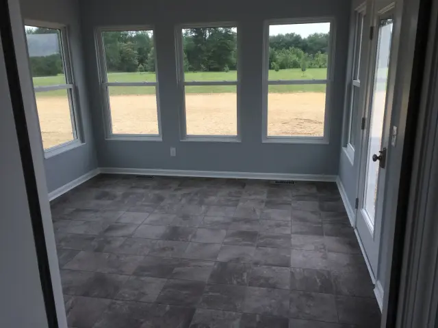 Interiors by Paragon Custom Builders, photograph 7