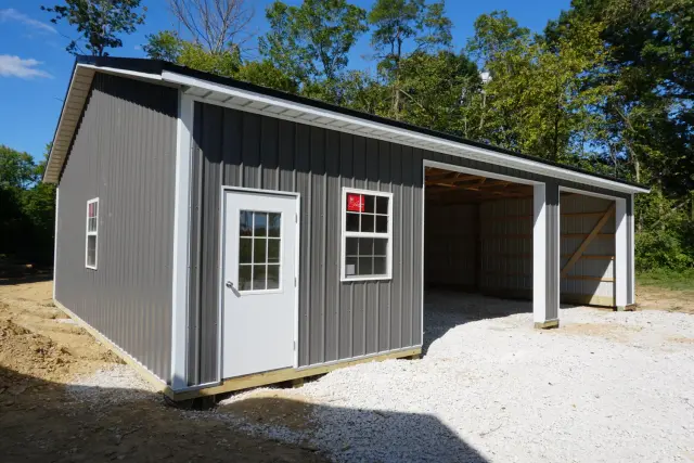 Pole Barns by Paragon Custom Builders, photograph 5