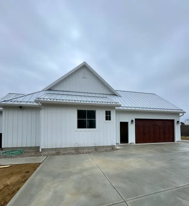 Farmhouse-inspired custom home in Greater Cincinnati, OH, The Farm Field House, photograph 8