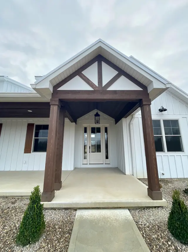 Farmhouse-inspired custom home in Greater Cincinnati, OH, The Farm Field House, photograph 11