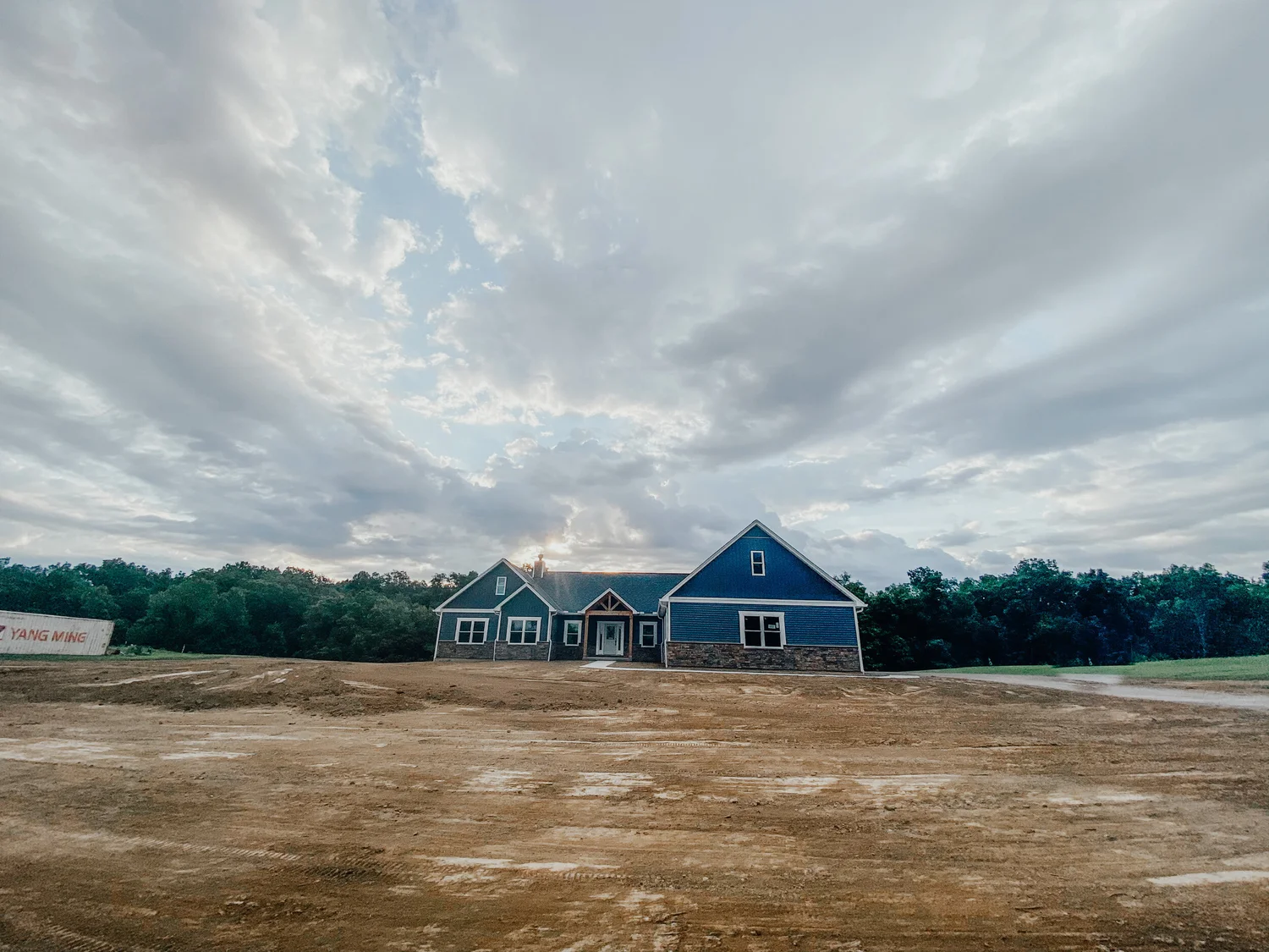 The Blue House – photo 1