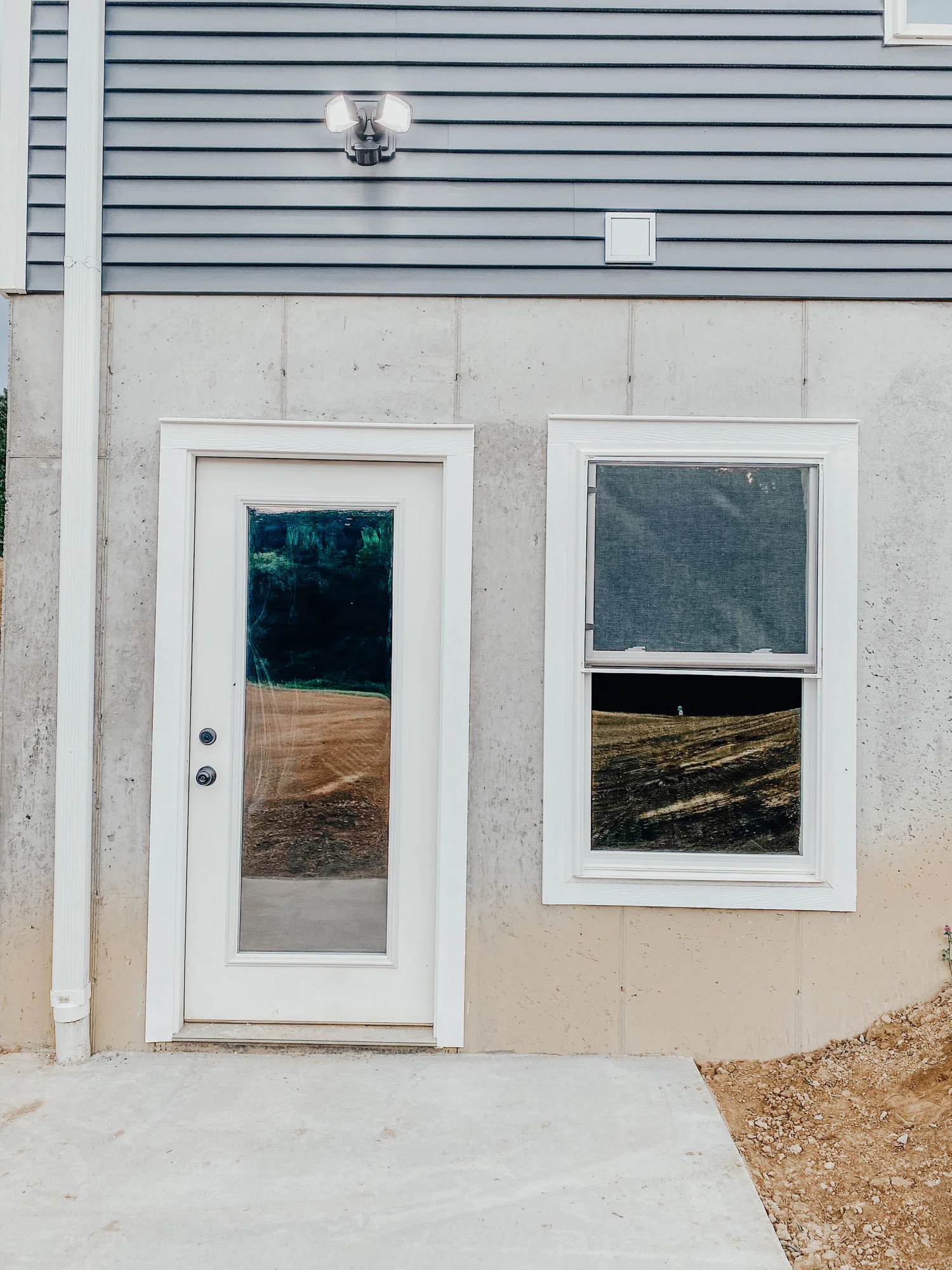The Blue House – photo 9